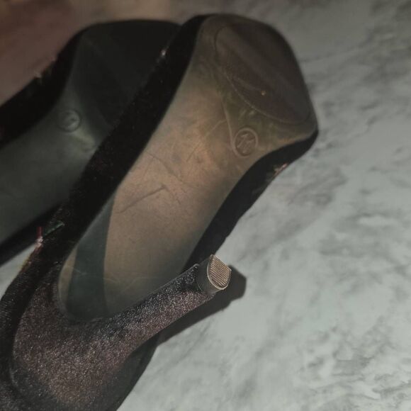 Floral Black High Heels by A New Day - Picture 6 of 8